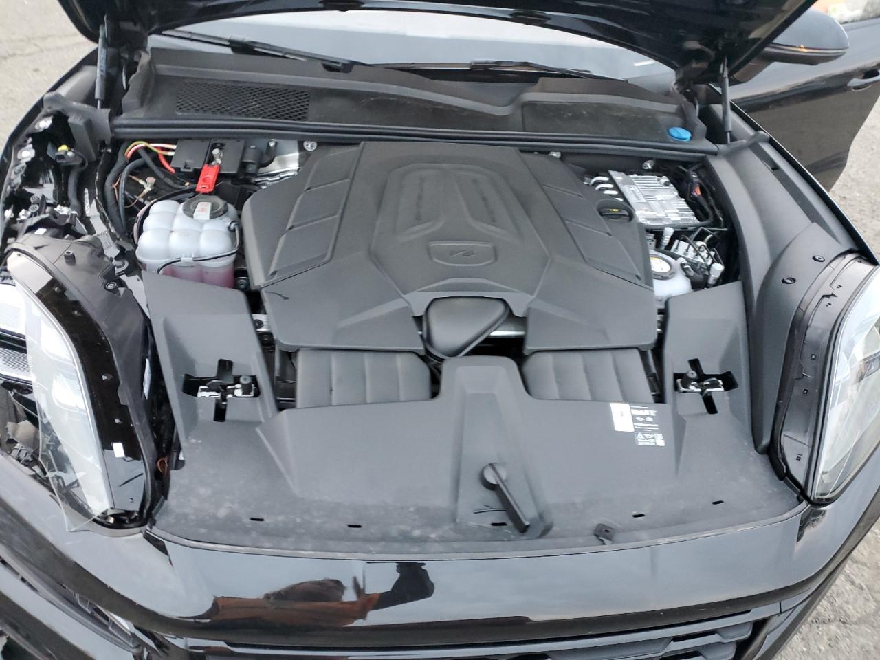 PORSCHE CAYENNE SE HYBRID COUPE