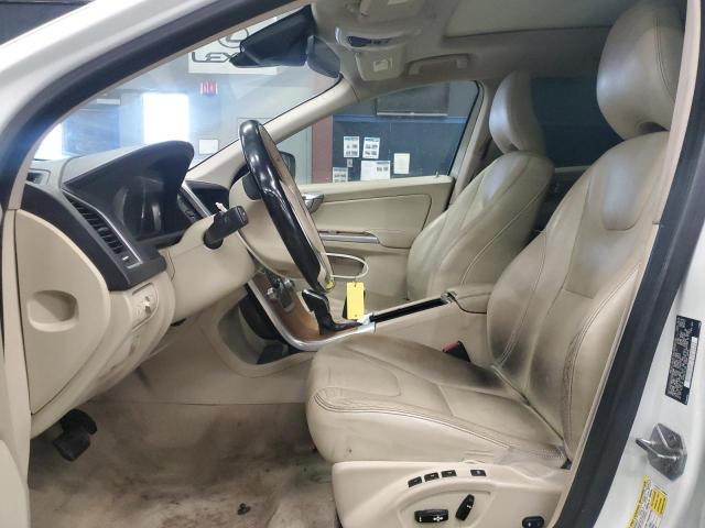 2015 VOLVO XC60 T5 PR - YV4612RK7F2757088