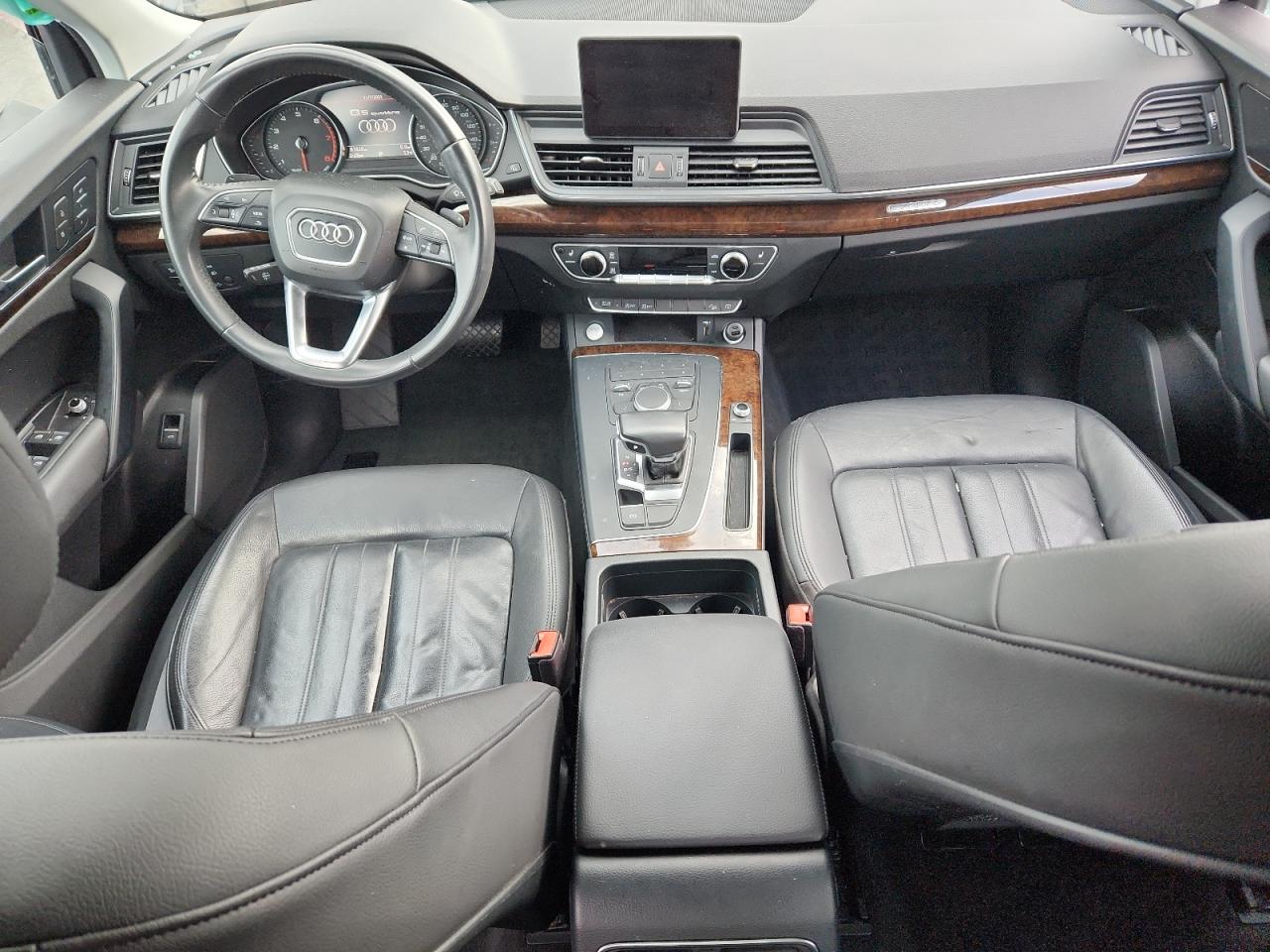 AUDI Q5 PREMIUM