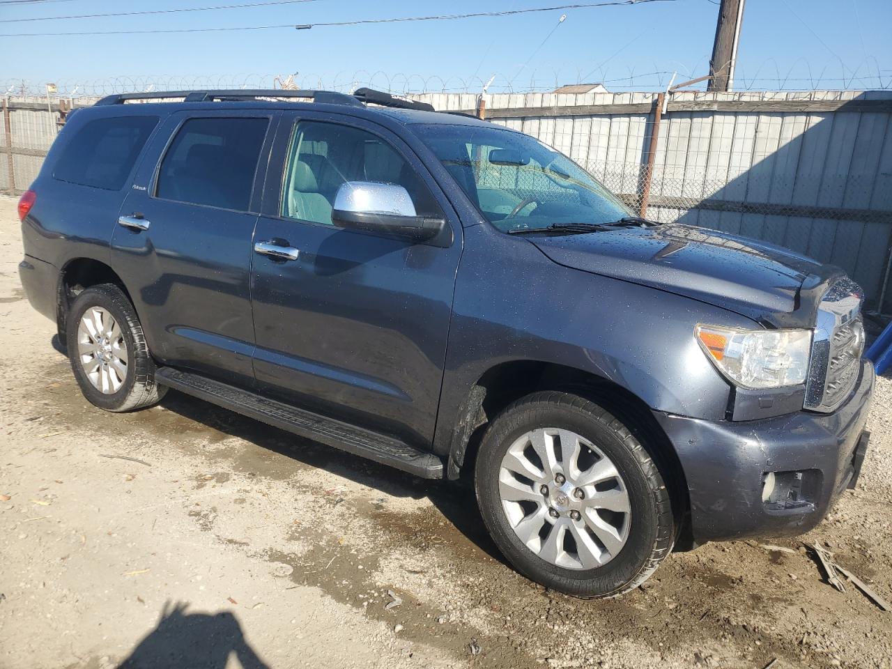TOYOTA SEQUOIA PLATINUM