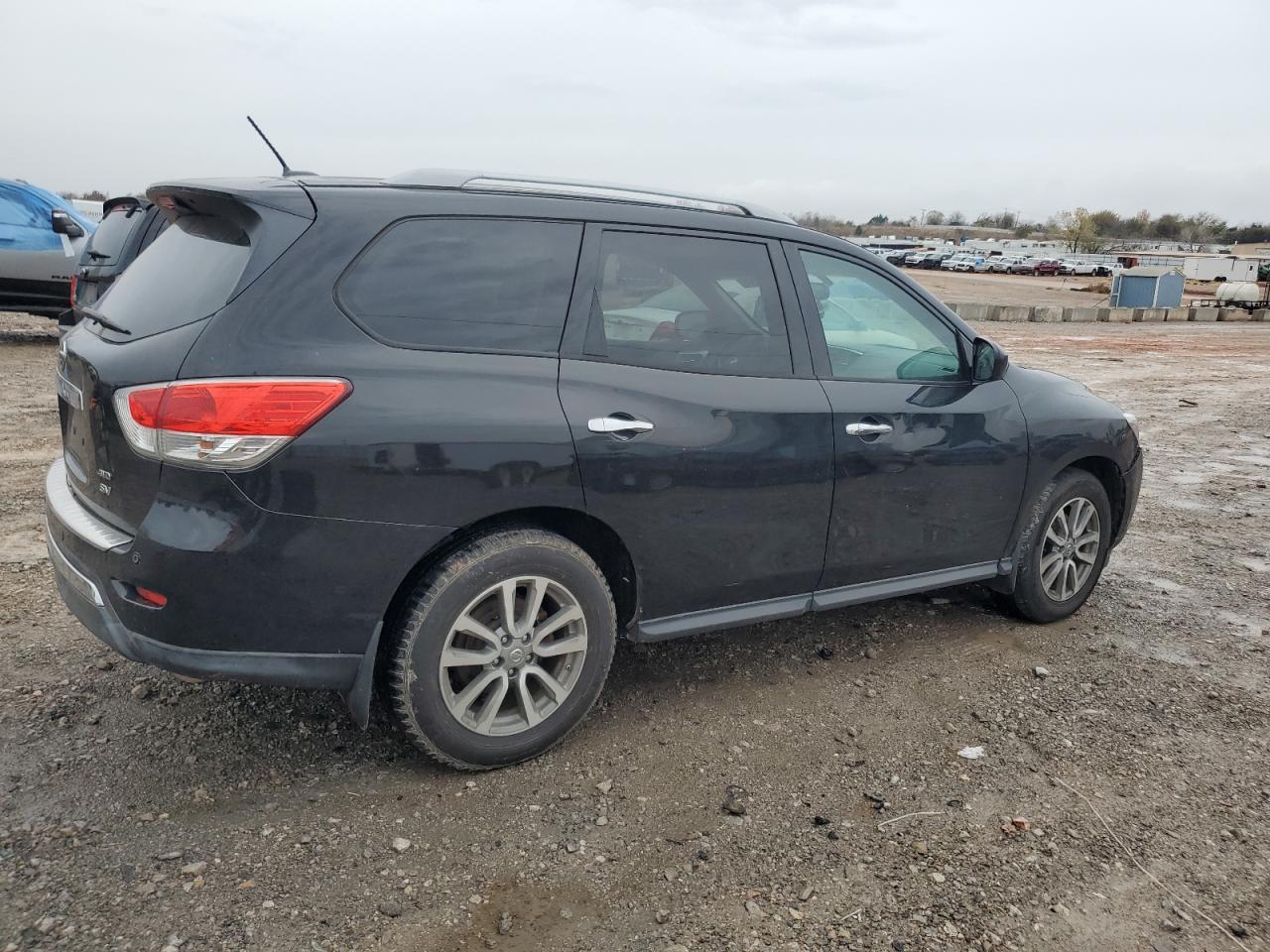 NISSAN PATHFINDER S