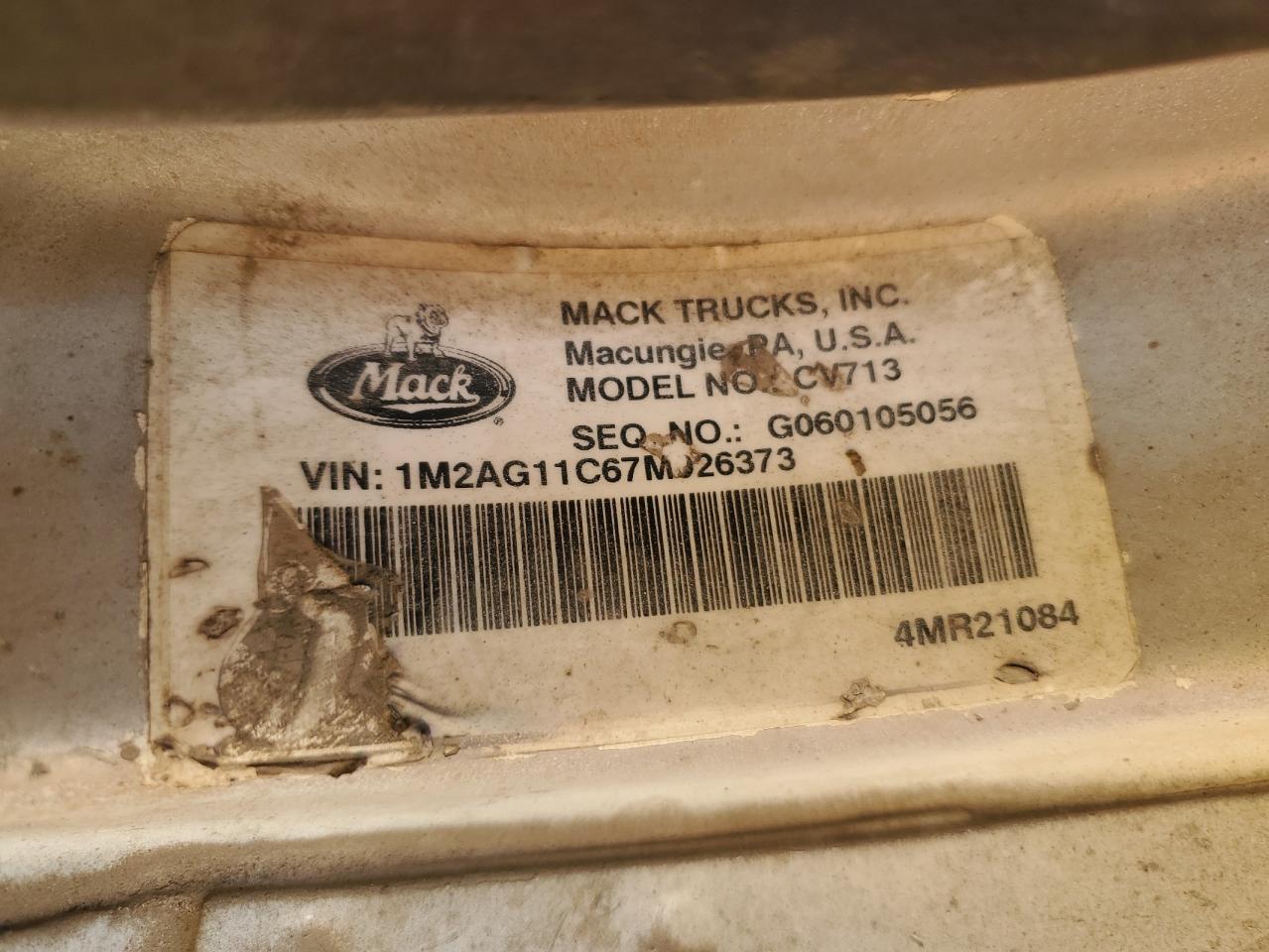 Lot #3286572158 2007 MACK 700 CV700