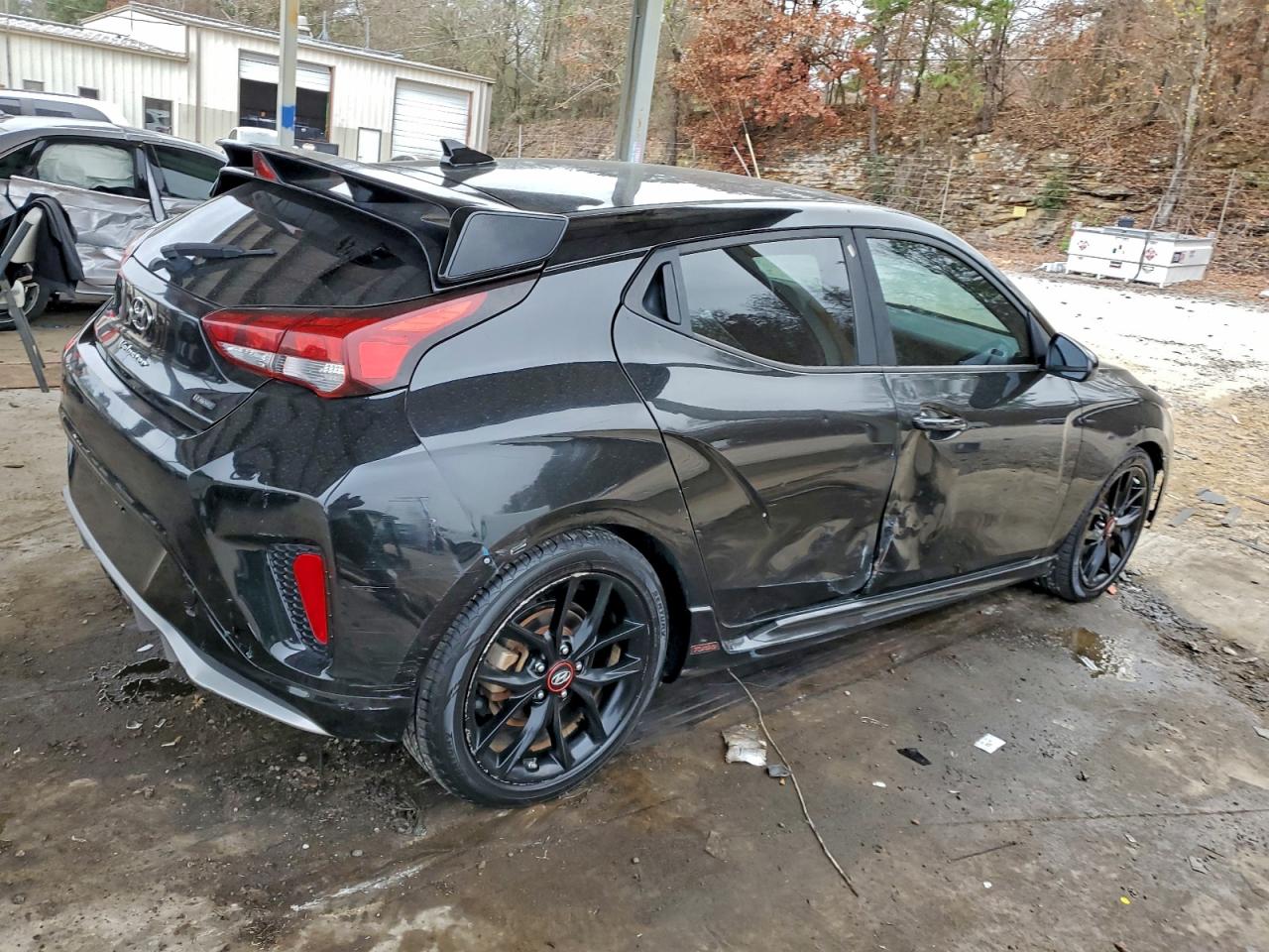 HYUNDAI VELOSTER TURBO