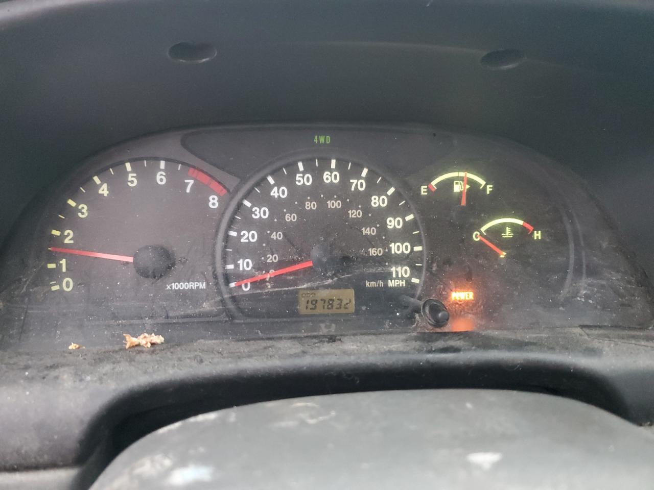 Lot #3301772350 2004 CHEVROLET TRACKER