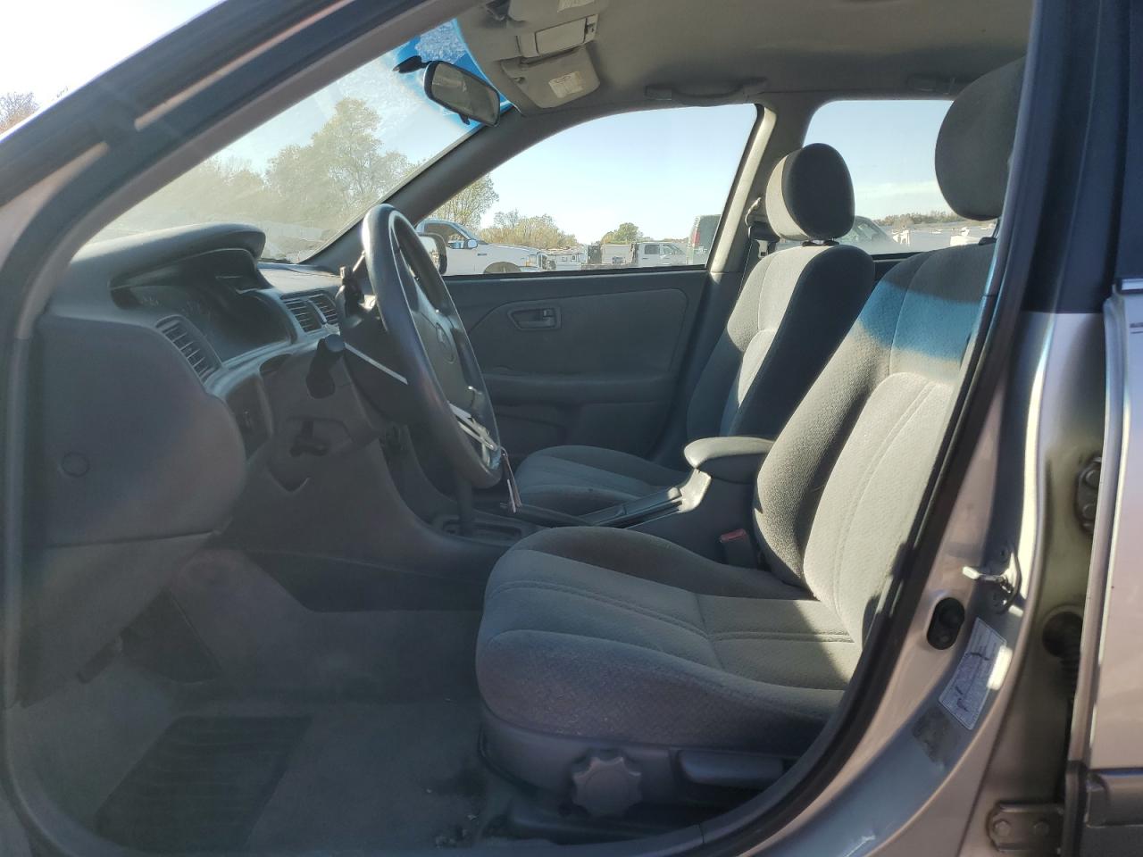 Lot #3290188208 2001 TOYOTA CAMRY CE