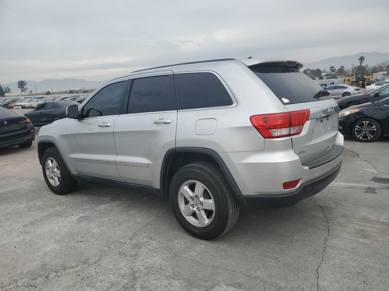 JEEP GRAND CHEROKEE LAREDO