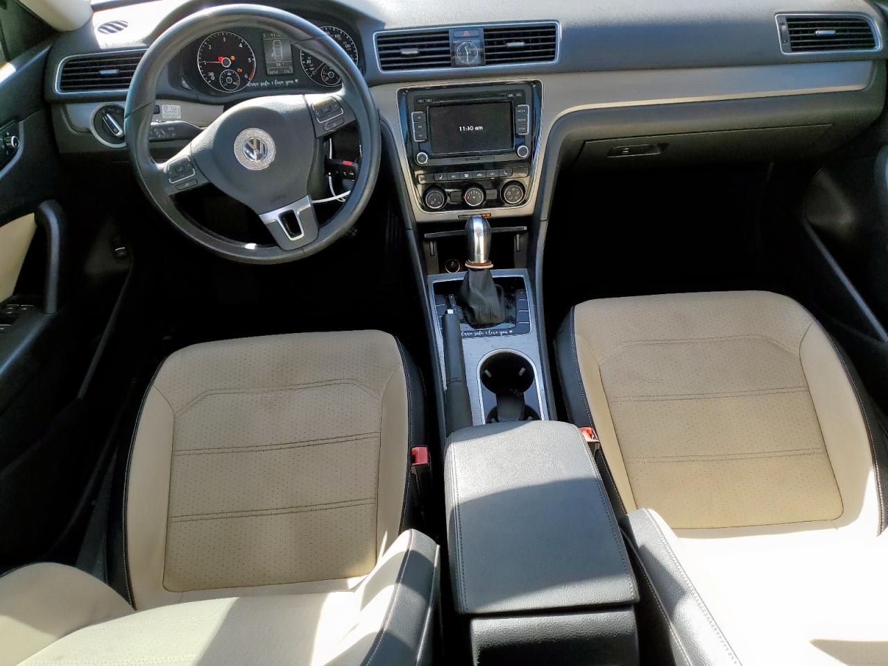 VOLKSWAGEN PASSAT SE