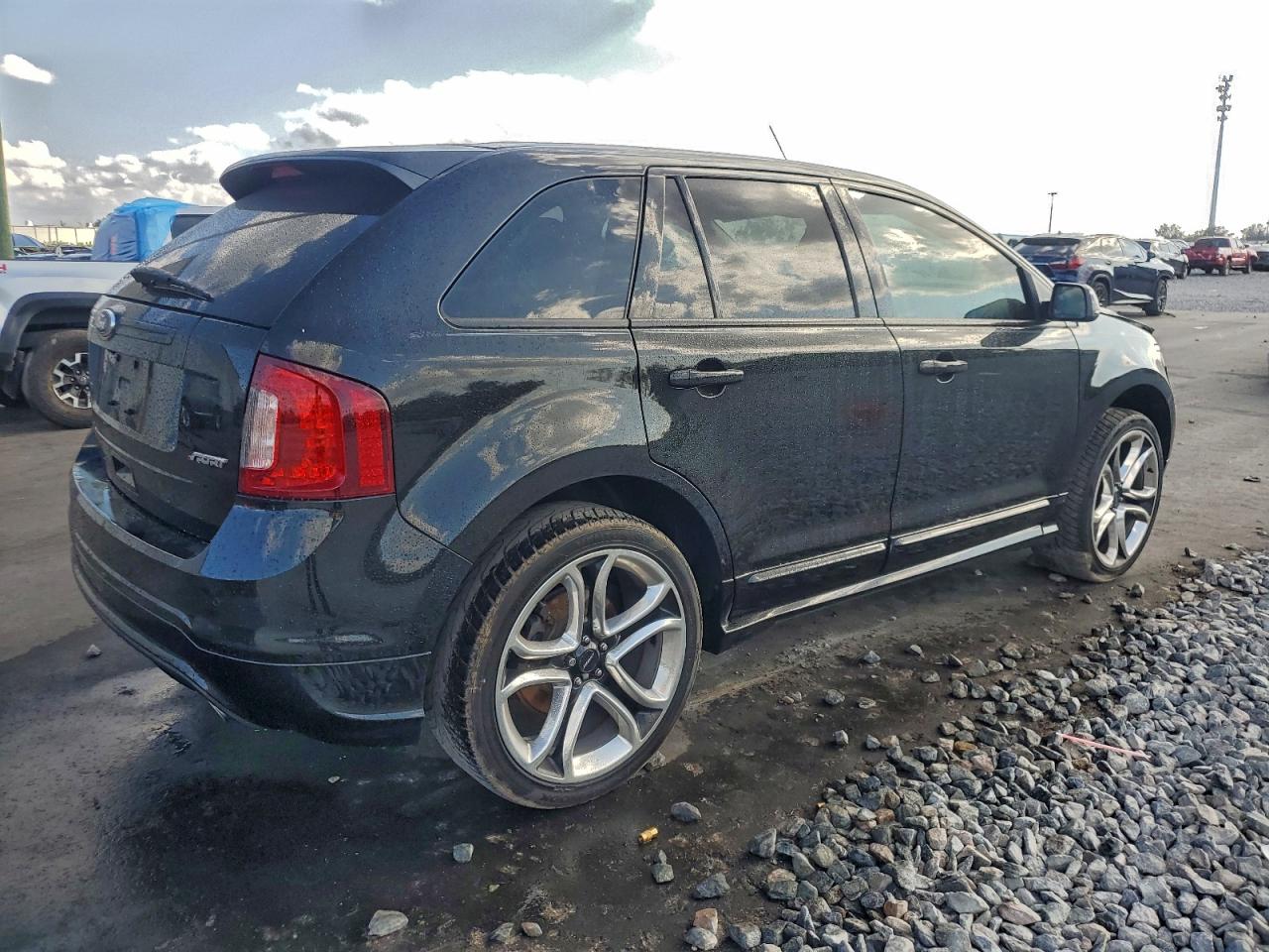 FORD EDGE SPORT