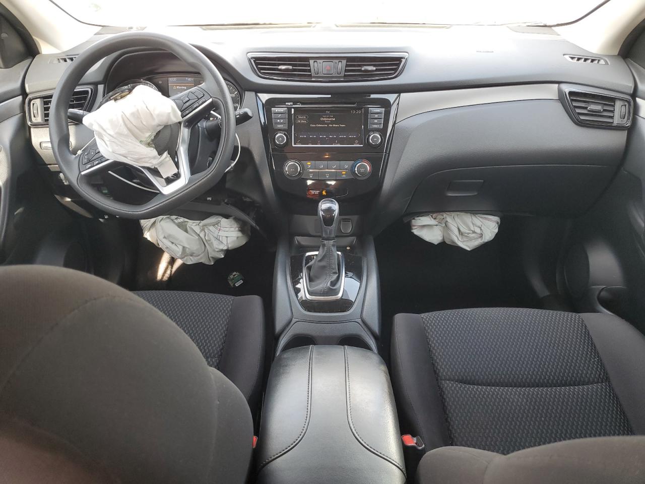 NISSAN ROGUE SPORT S