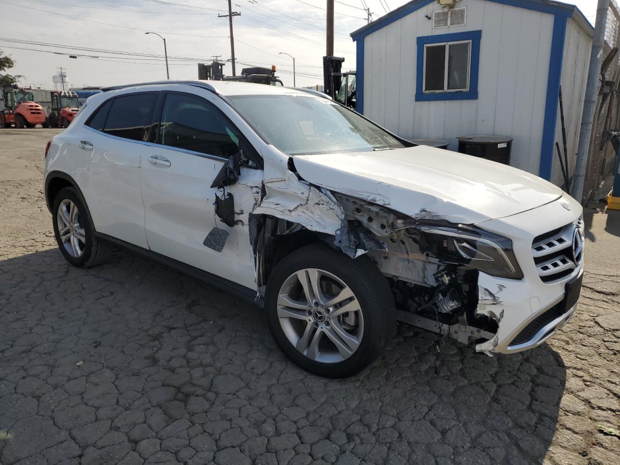 MERCEDES-BENZ GLA-CLASS 250