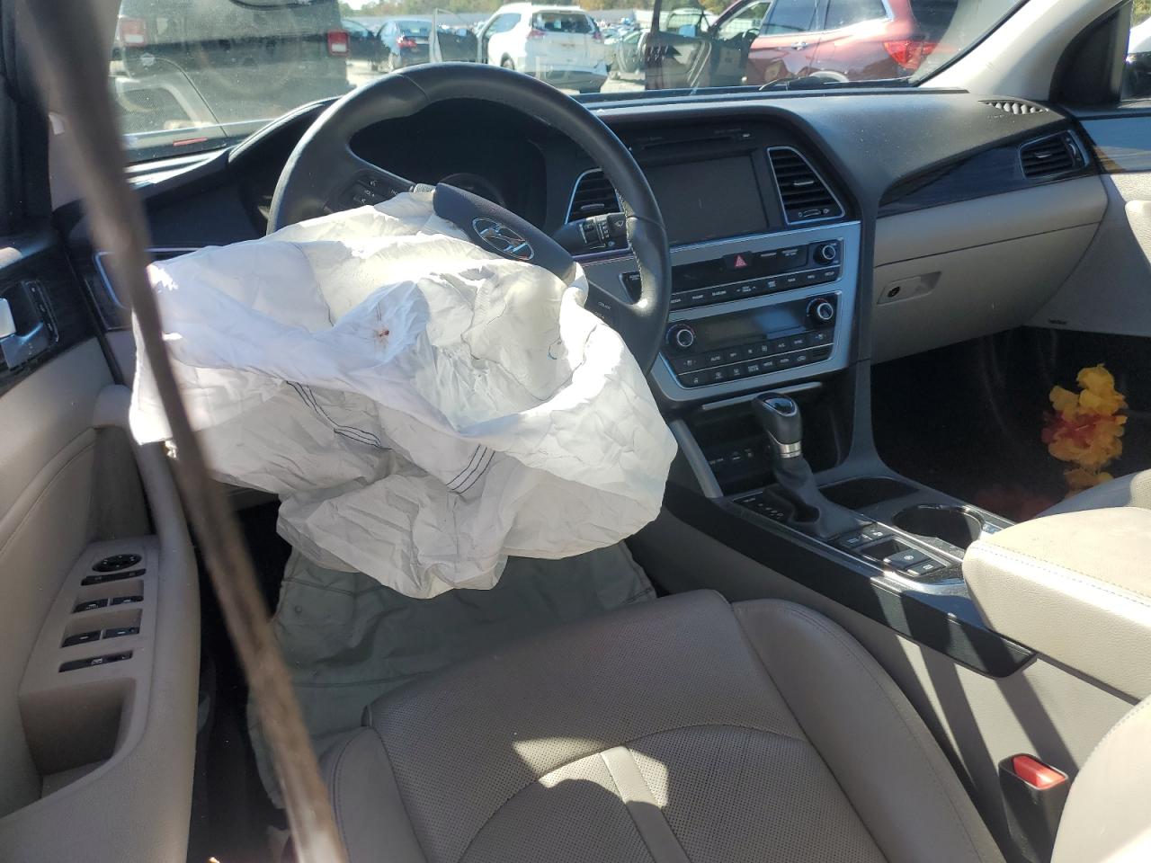 HYUNDAI SONATA HYBRID