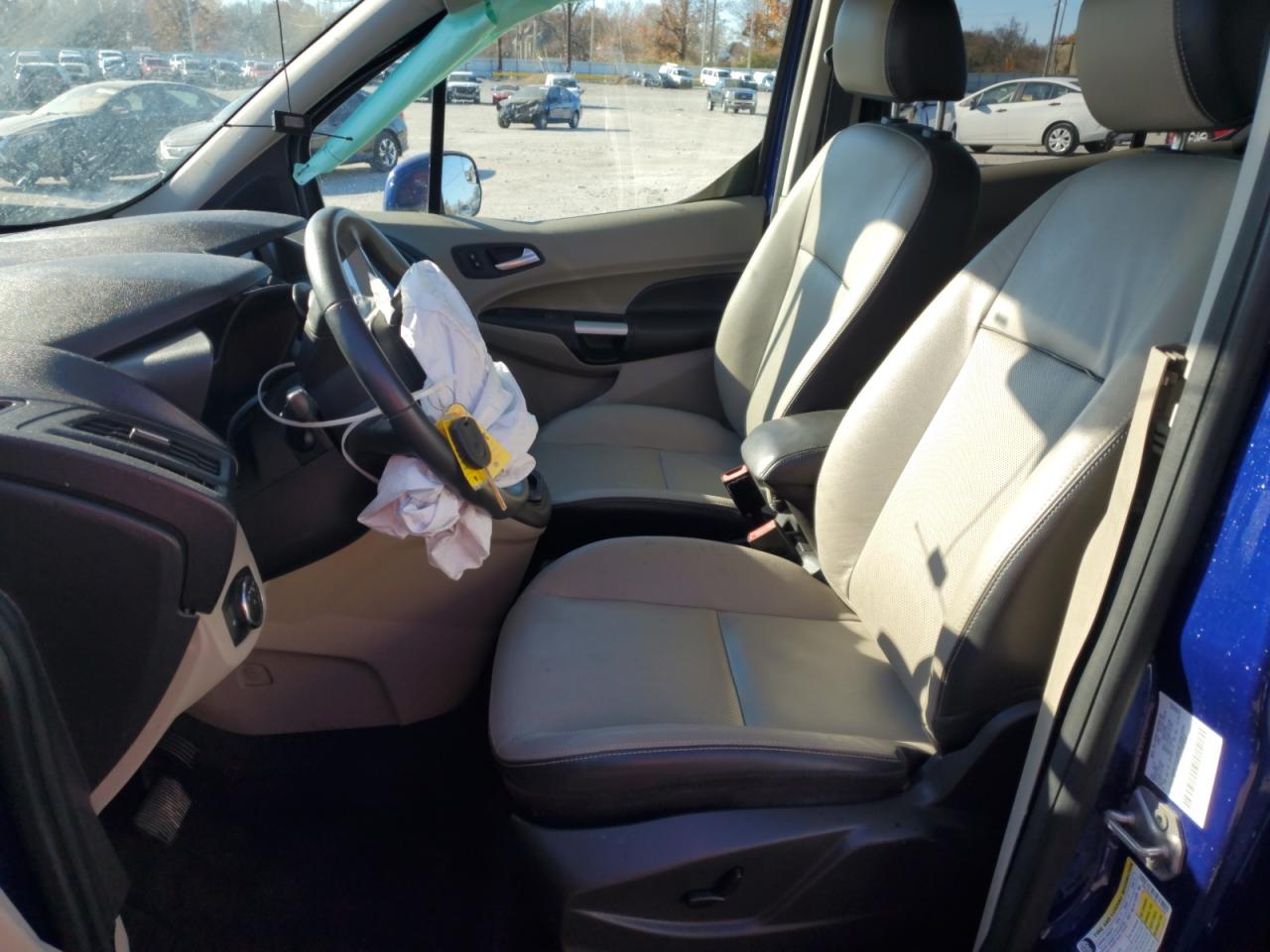 FORD TRANSIT CONNECT TITANIUM
