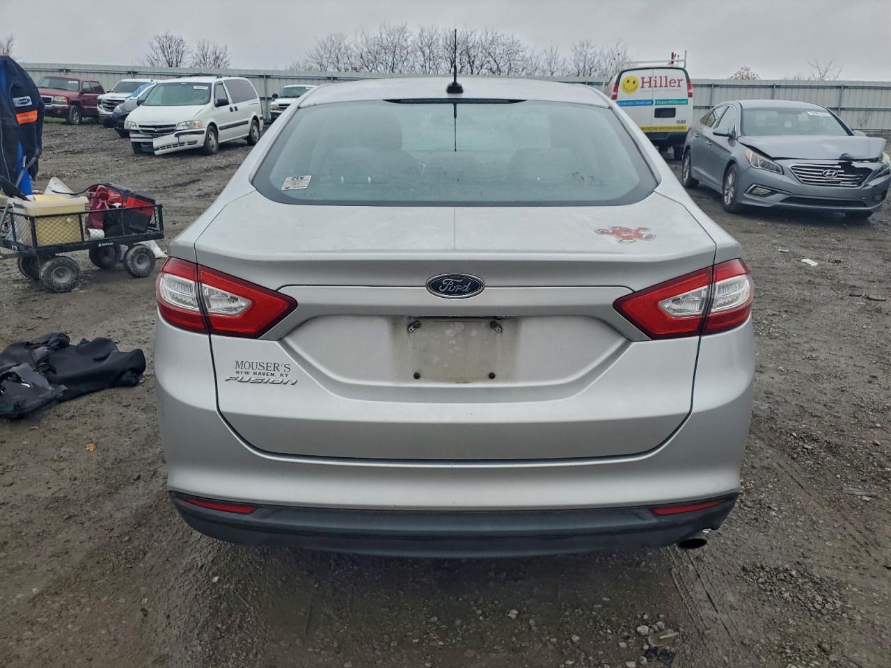 FORD FUSION S
