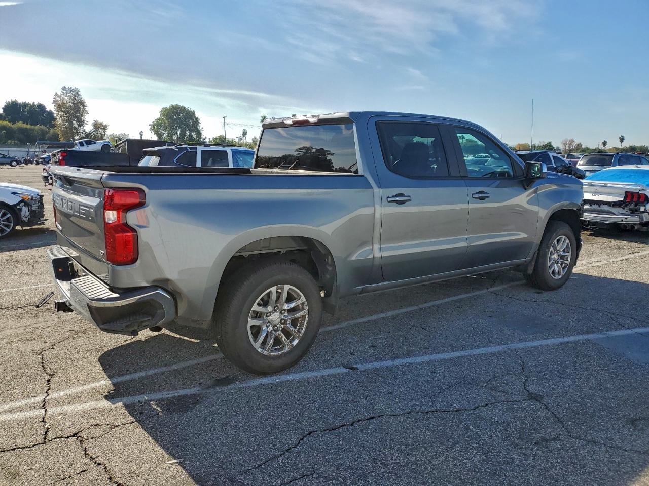 CHEVROLET SILVERADO C1500 LT