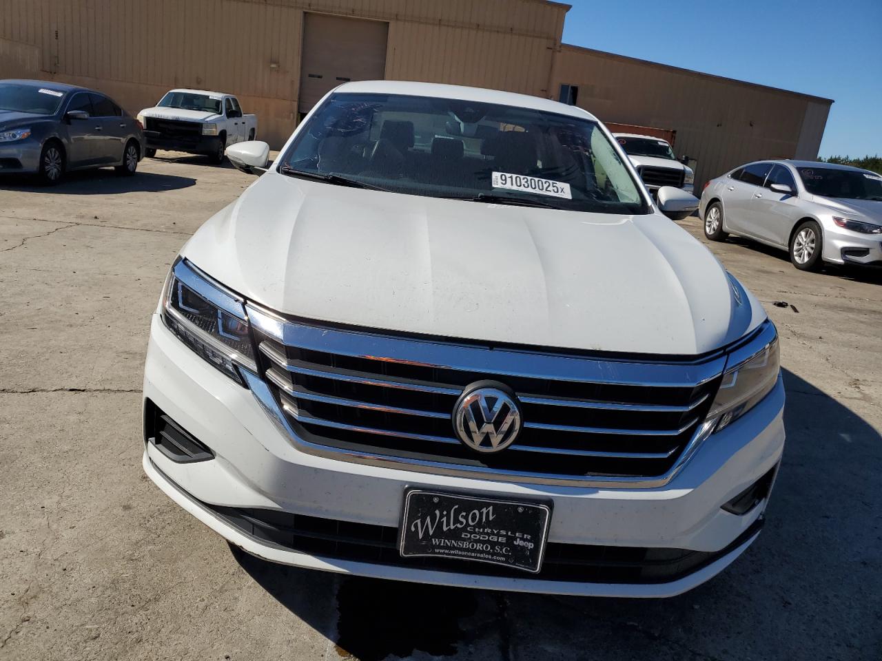 VOLKSWAGEN PASSAT SE