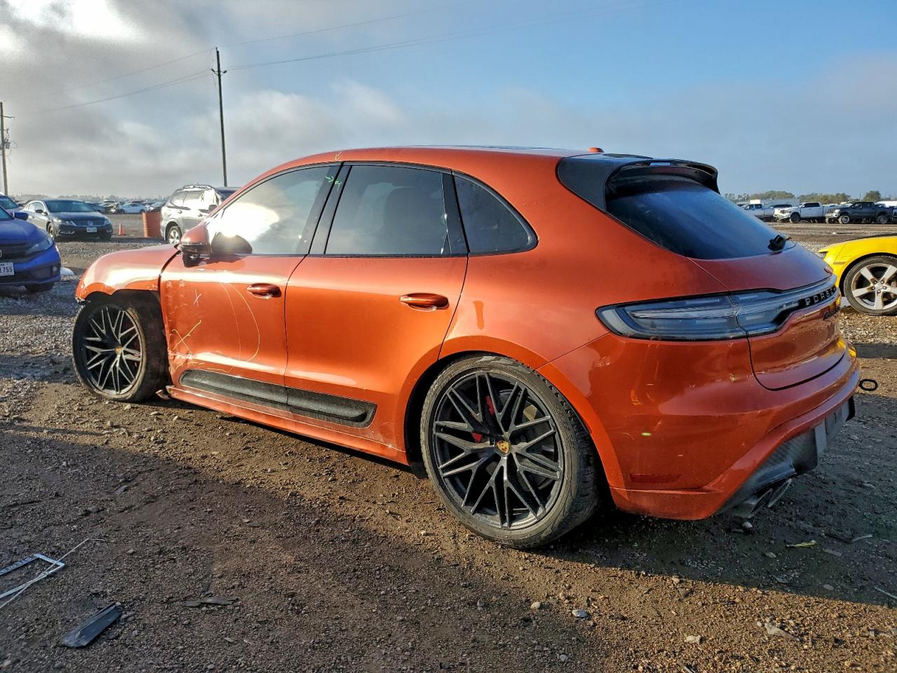 PORSCHE MACAN GTS