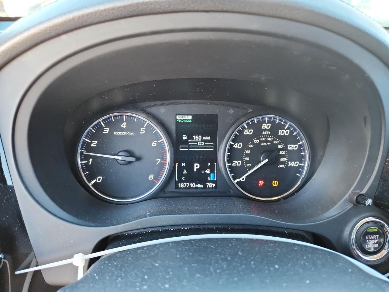 MITSUBISHI OUTLANDER SE