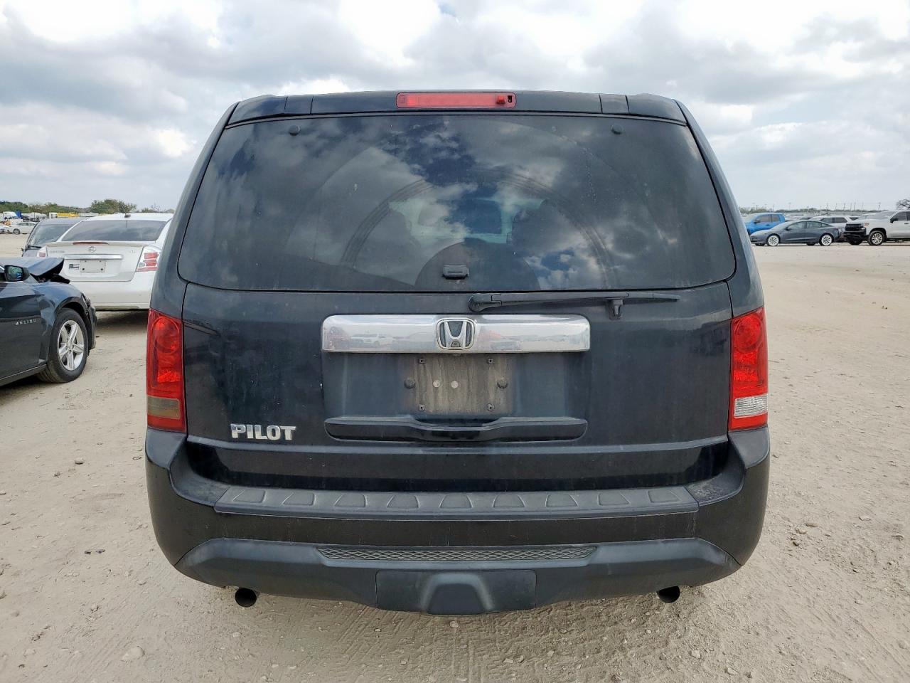 HONDA PILOT LX