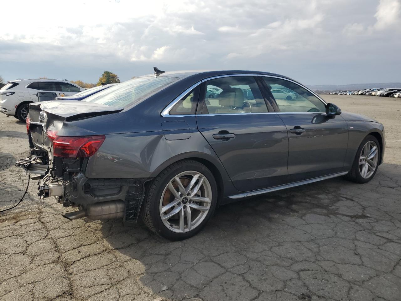 AUDI A4 PREMIUM PLUS 45