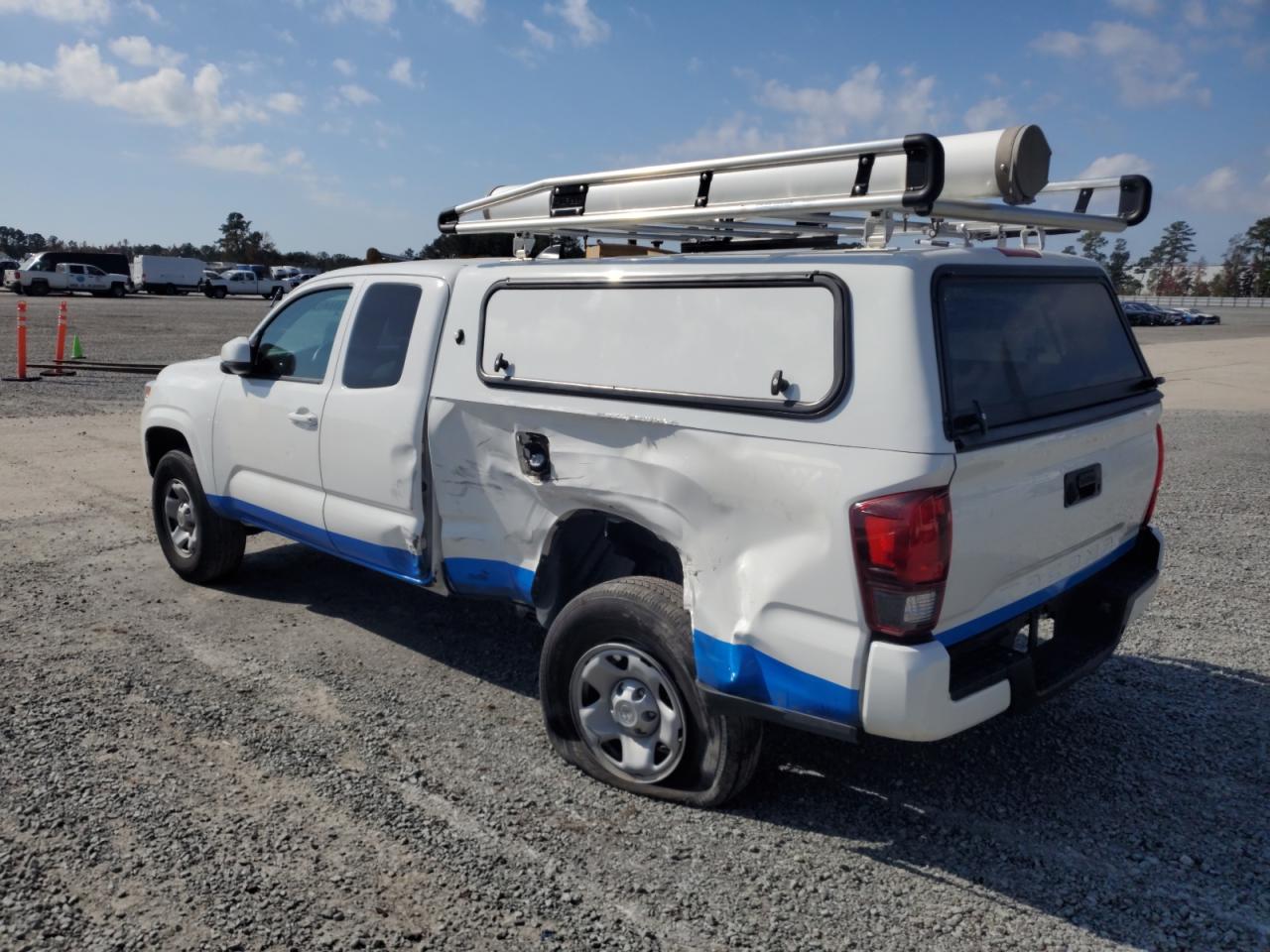 TOYOTA TACOMA ACCESS CAB