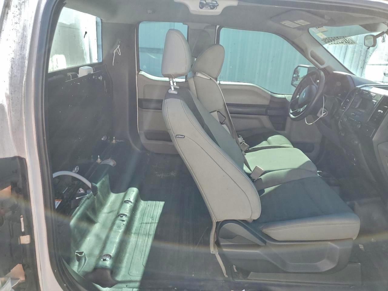 FORD F-150 SUPER CAB