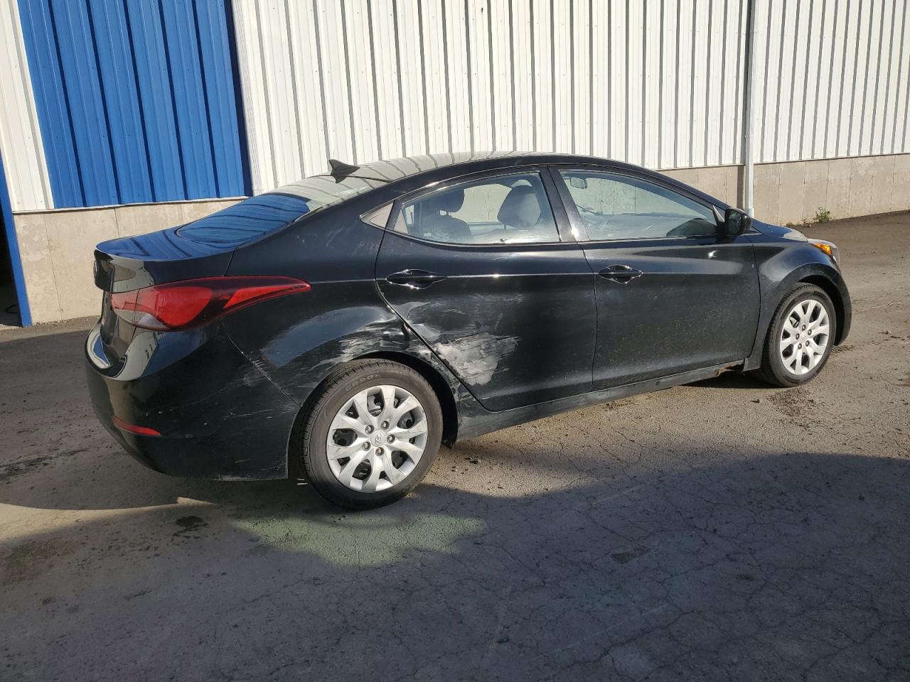 HYUNDAI ELANTRA SE