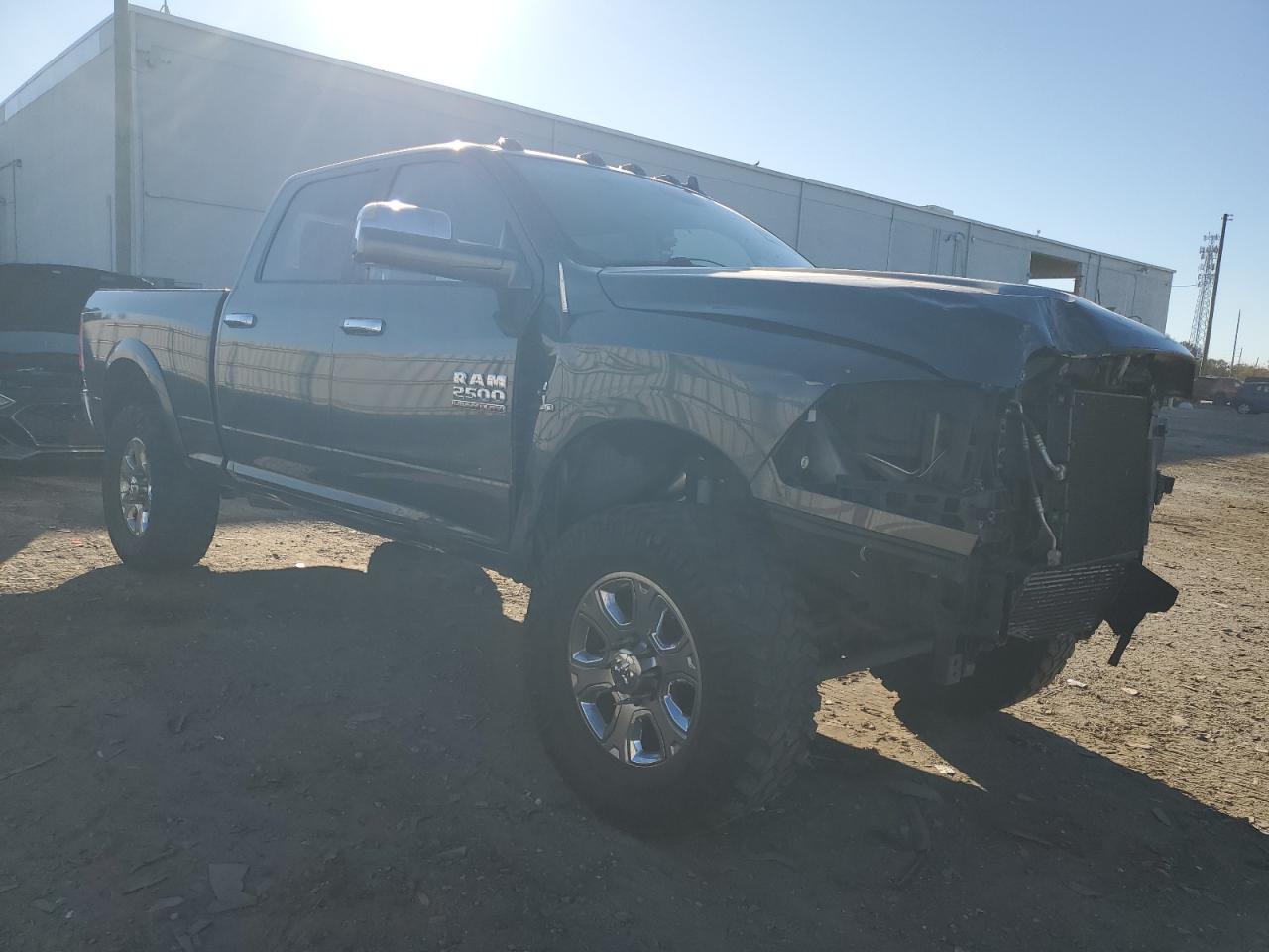 RAM 2500 LARAMIE