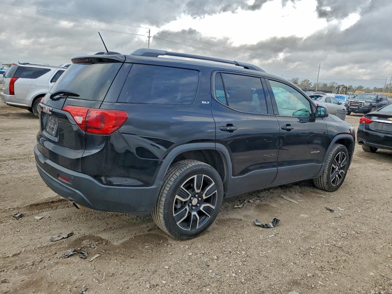 GMC ACADIA SLT-1
