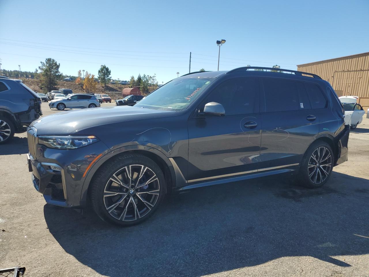 BMW X7 M50I