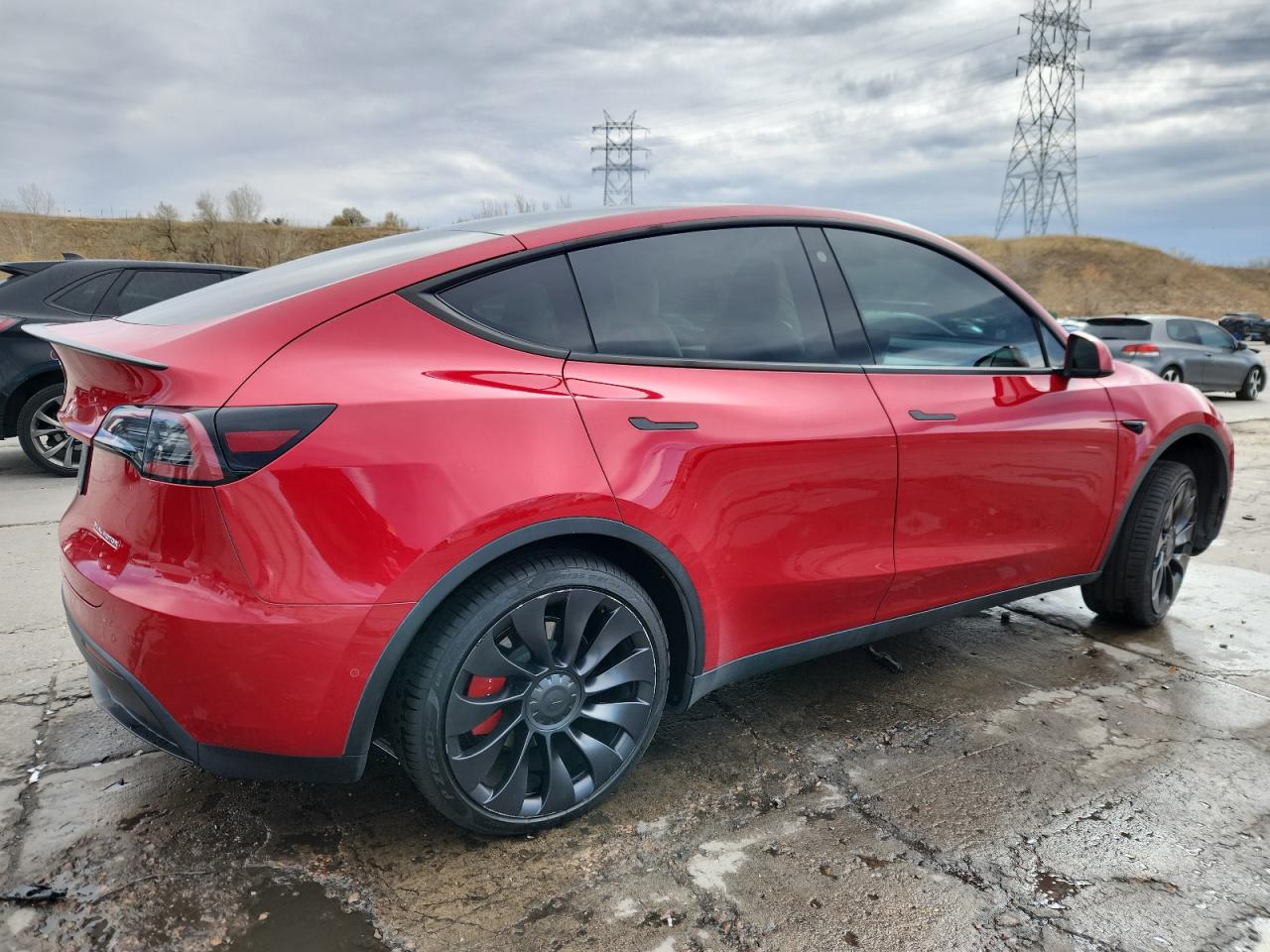 TESLA MODEL Y