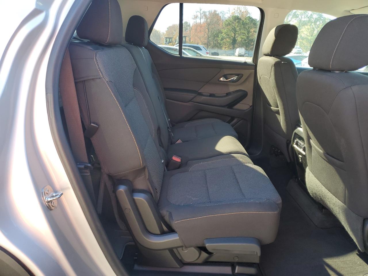 CHEVROLET TRAVERSE LS