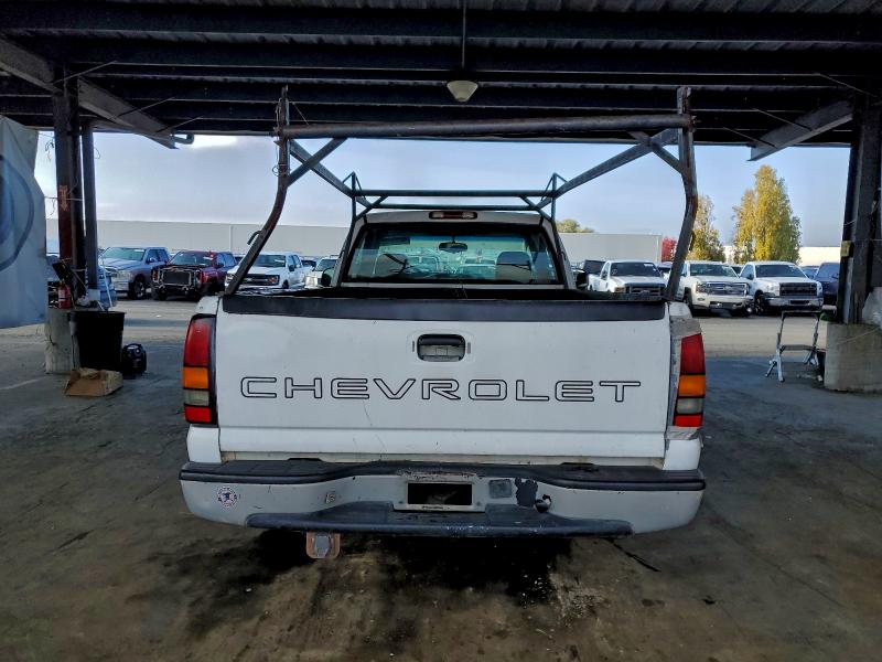 2005 GMC NEW SIERRA #3304499596