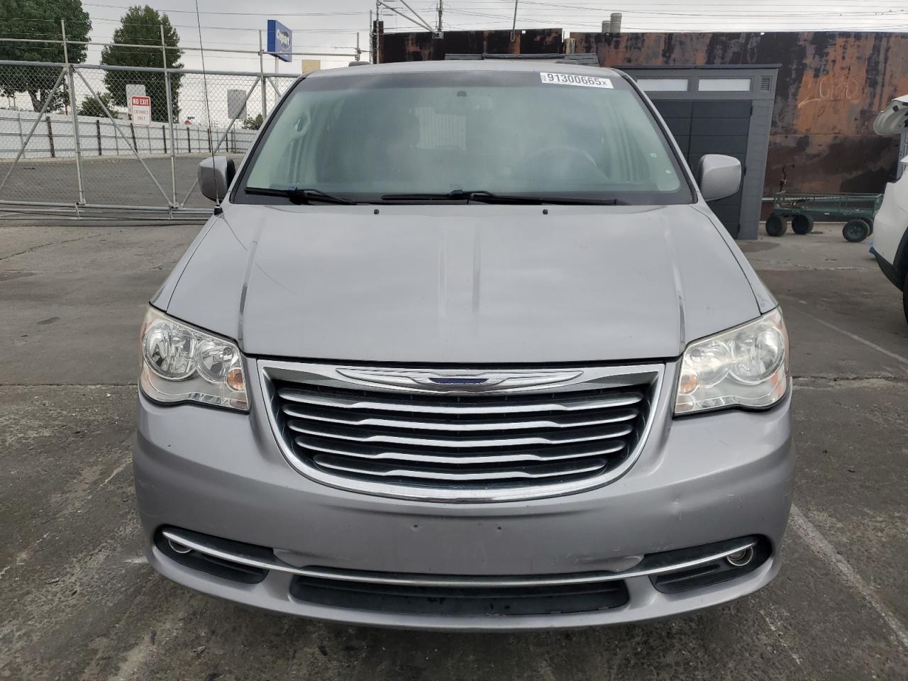 CHRYSLER TOWN & COUNTRY TOURING