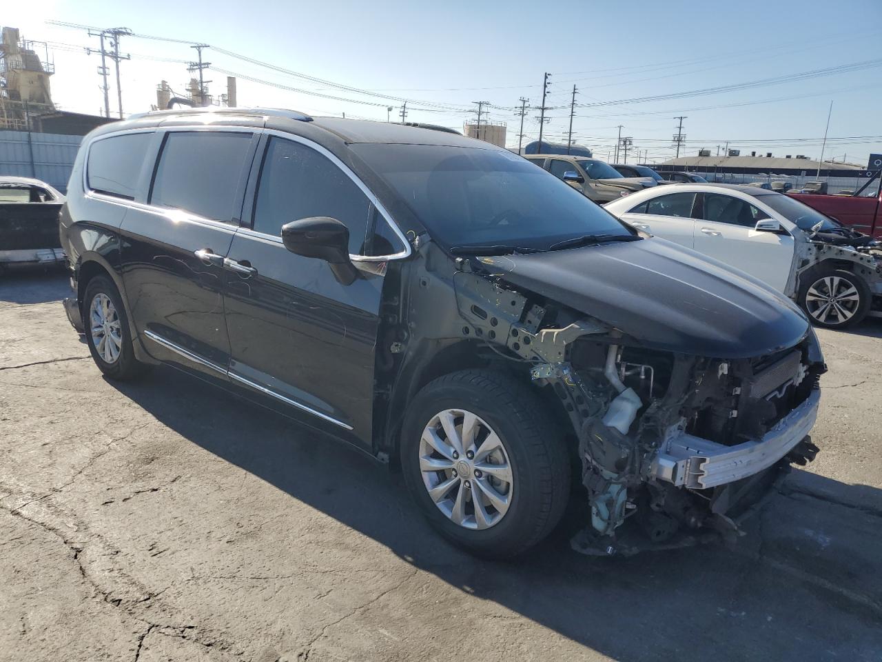 CHRYSLER PACIFICA TOURING L