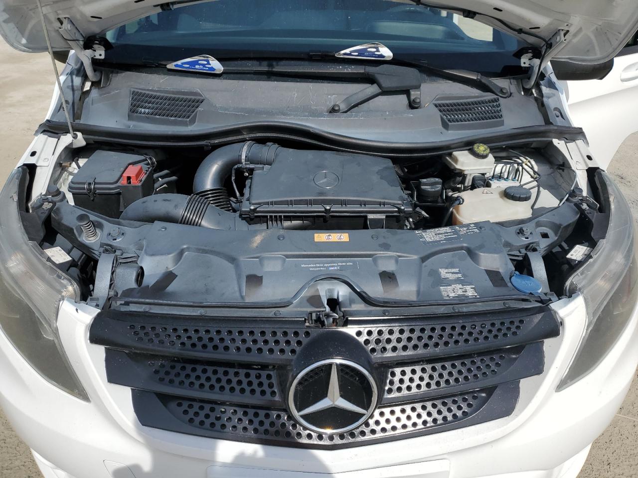 MERCEDES-BENZ METRIS