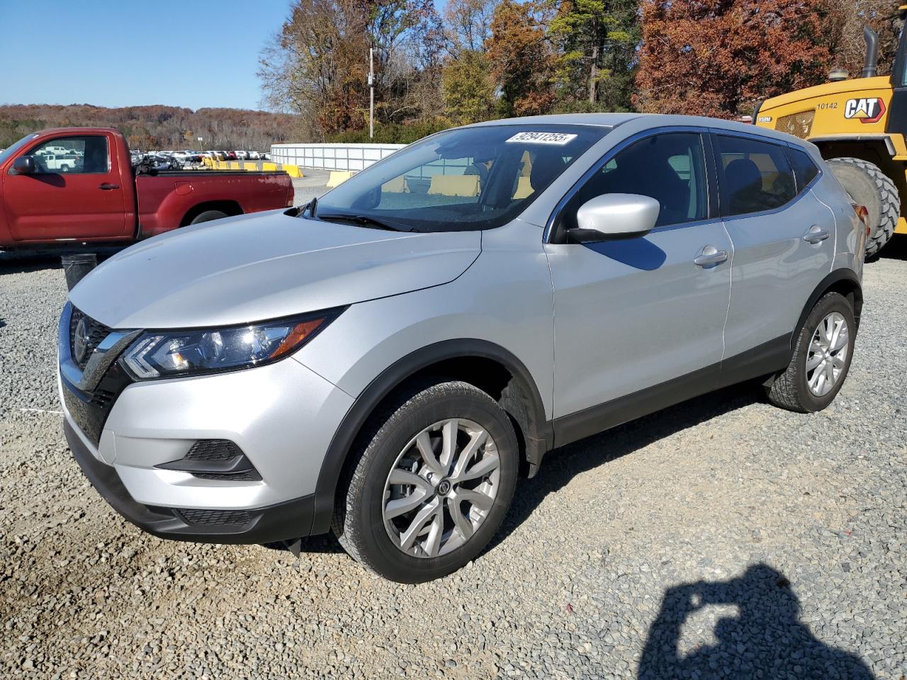 NISSAN ROGUE SPORT S
