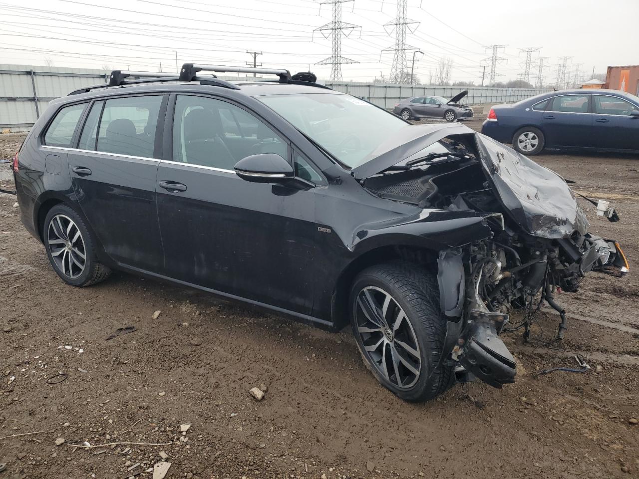 VOLKSWAGEN GOLF SPORTSVAN S