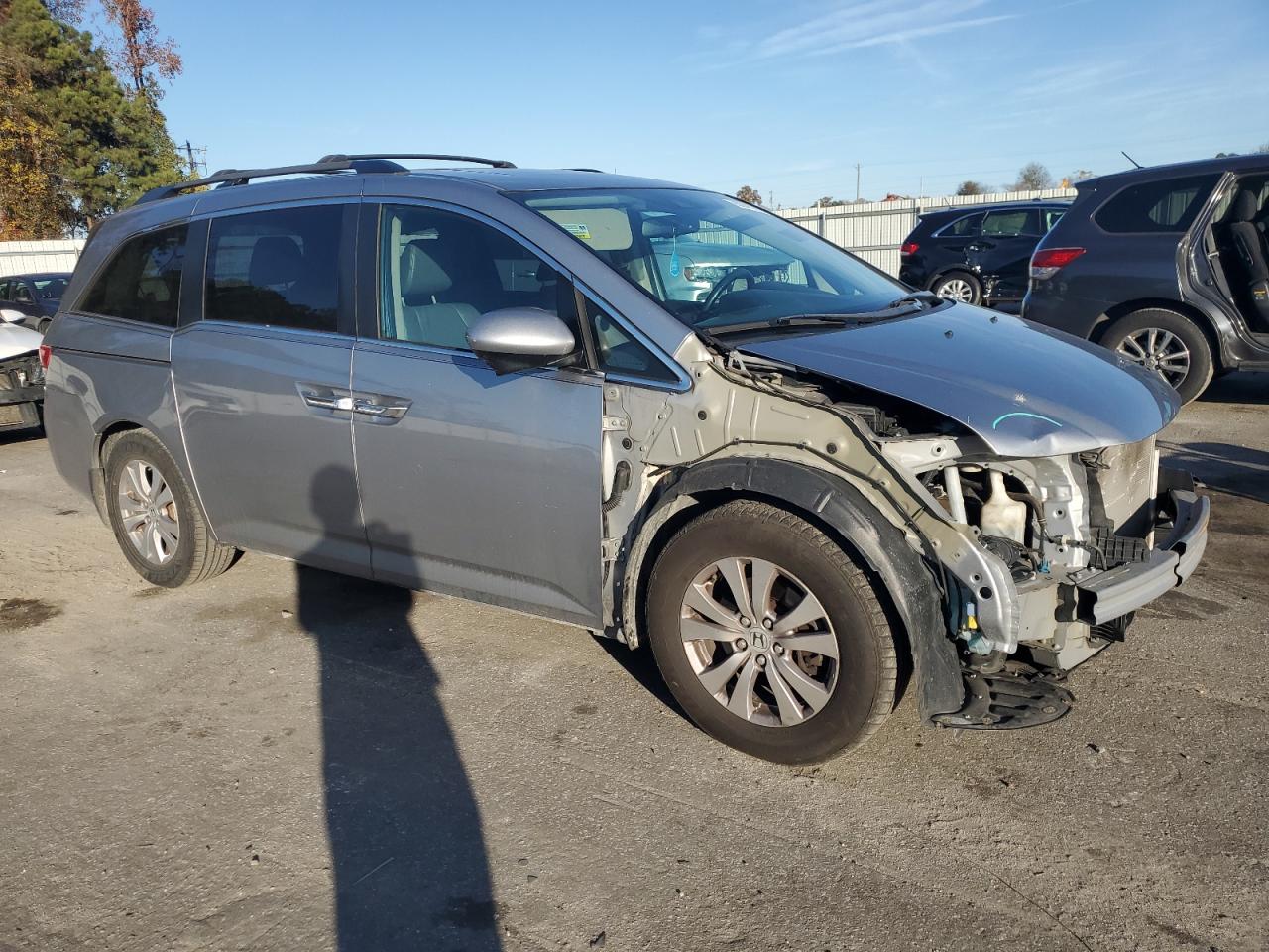 Lot #3290219254 2016 HONDA ODYSSEY EX