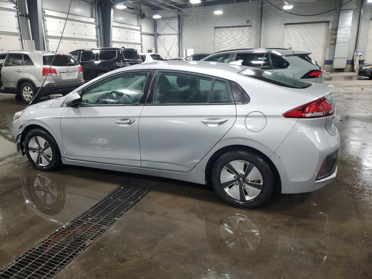 HYUNDAI IONIQ BLUE