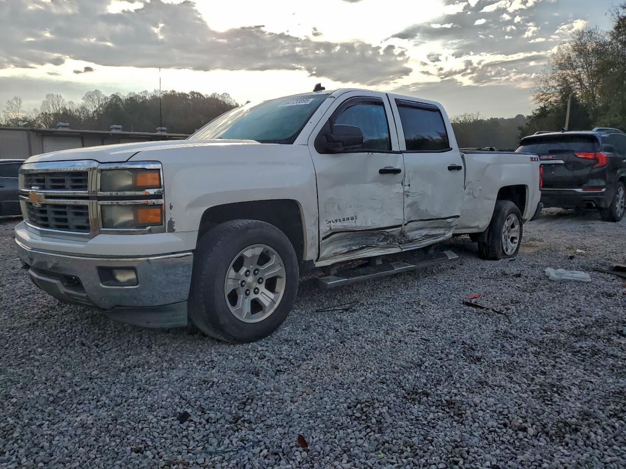 CHEVROLET SILVERADO K1500 LT
