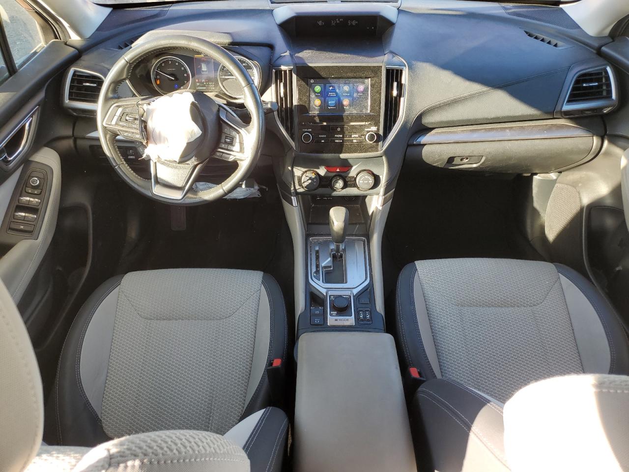 SUBARU FORESTER PREMIUM