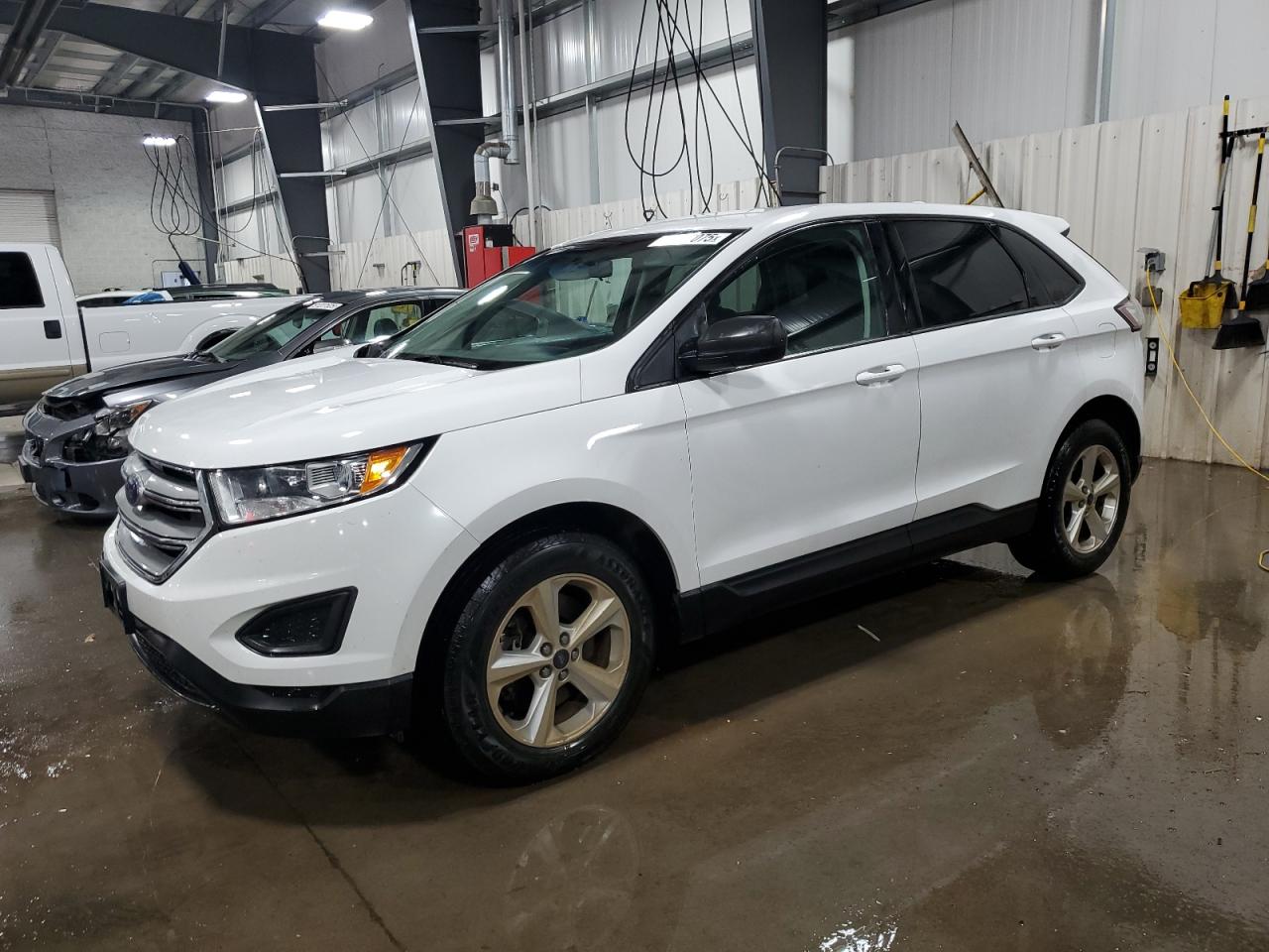FORD EDGE SE