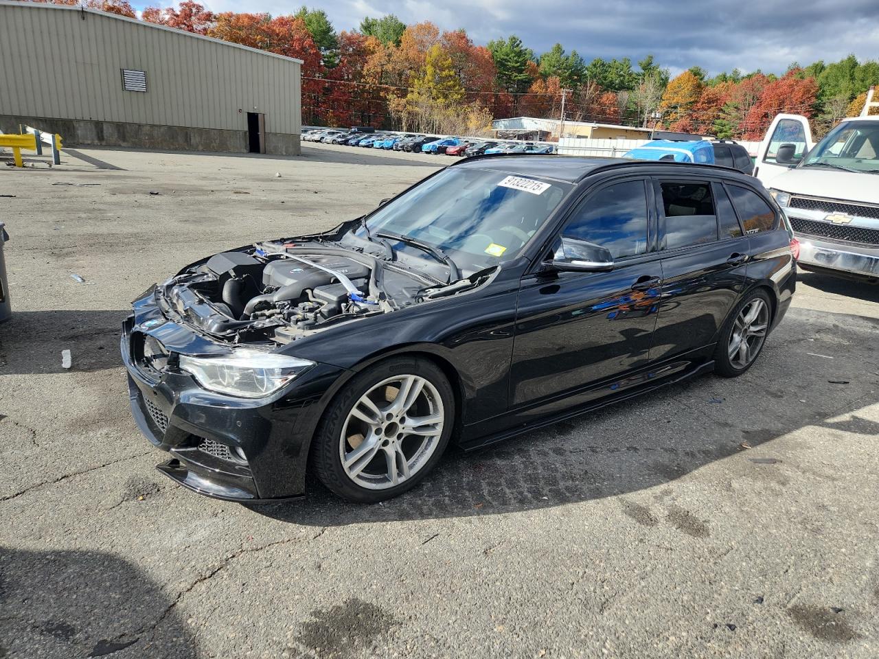 Lot #3305414303 2017 BMW 330 XI