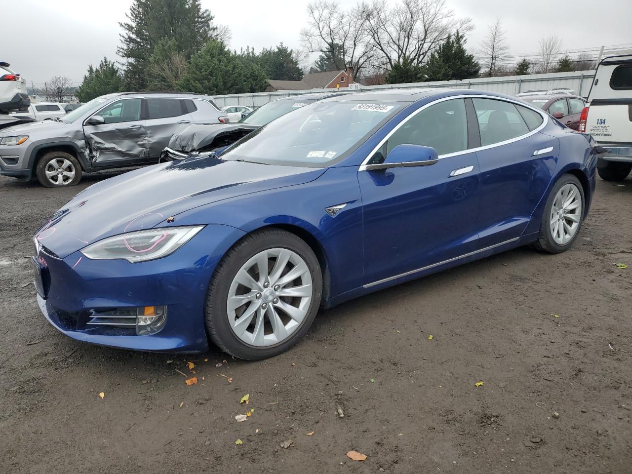 Lot #3301802339 2016 TESLA MODEL S