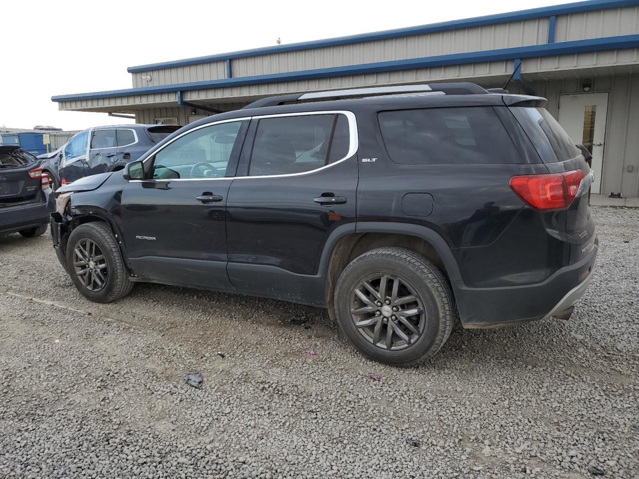 GMC ACADIA SLT-1