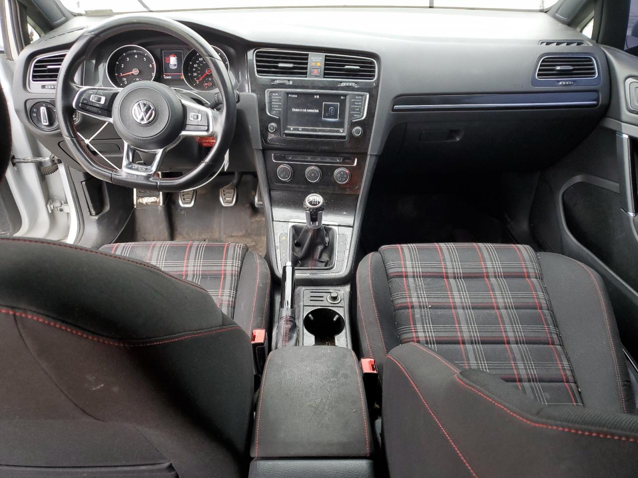 VOLKSWAGEN GOLF GTI S