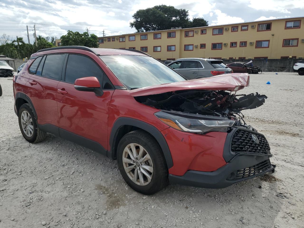 TOYOTA COROLLA CROSS LE