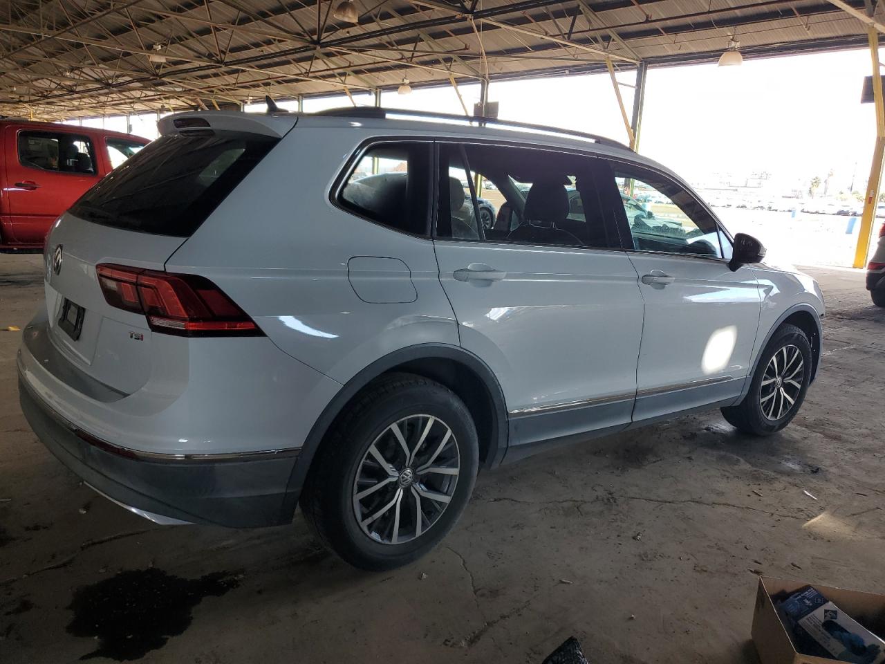 VOLKSWAGEN TIGUAN SE