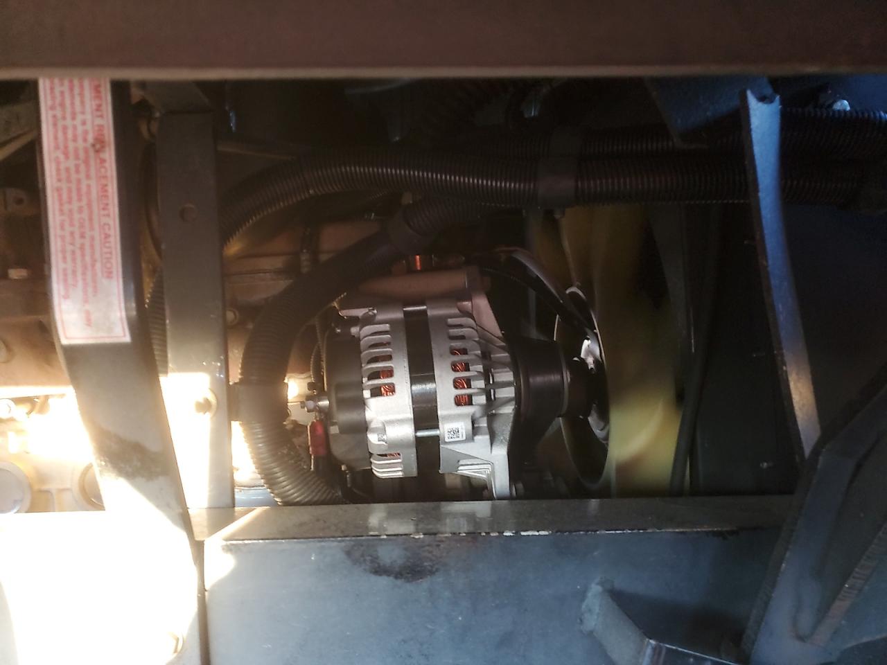 Lot #3308292154 2012 CAPACITY YARD TRUCK