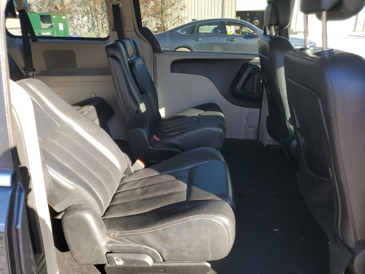 CHRYSLER TOWN & COUNTRY TOURING